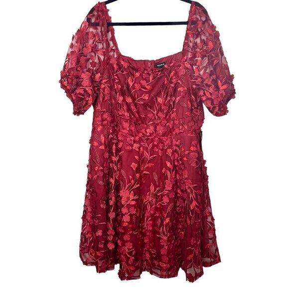 NWT Torrid Red Mini Skater Dress Textured Mesh Lace Puff Short Sleeve Sz 14 - Picture 3 of 11